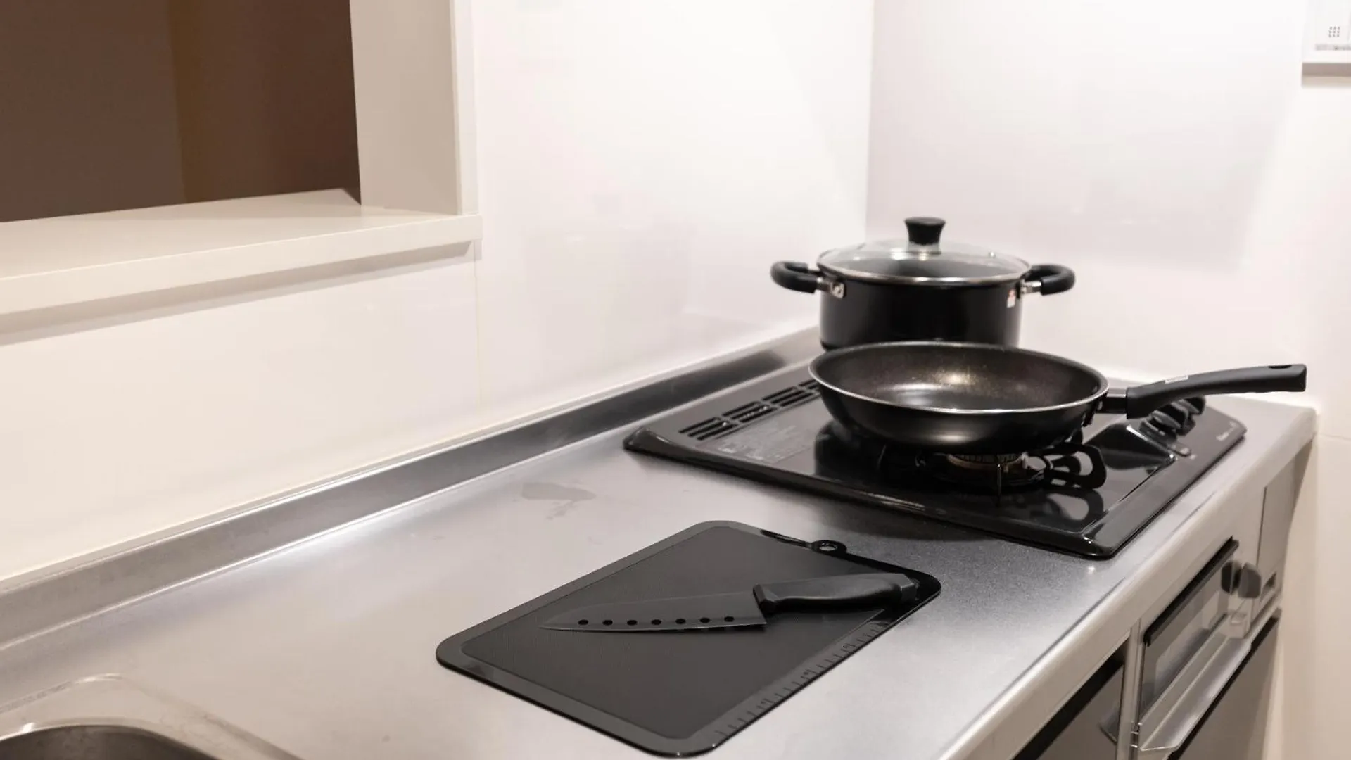 Apartment Ra Premier K Osaka Namba Shinsaibashi Usj Shinimamiya Hanazonocyo